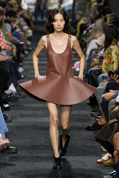Look 39